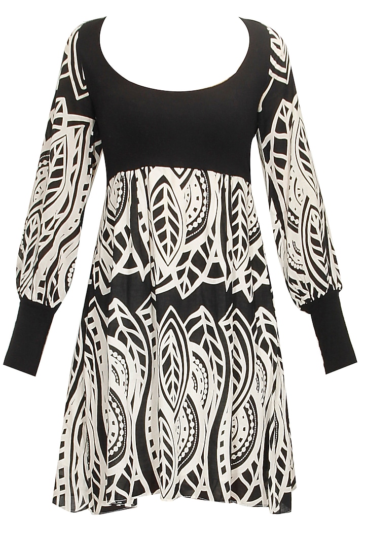 Sophia Eugene- Black and white printed dress available only at Pernia's Pop-Up Shop.