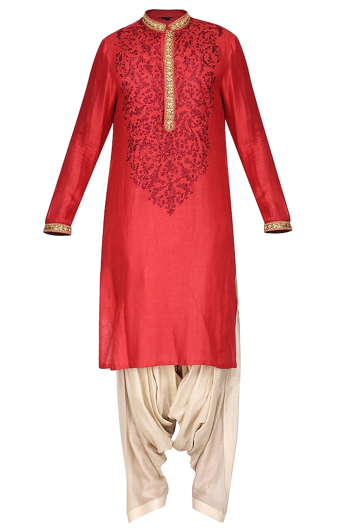 Maroon Embroidered Kurta with Salwar Pants by Soltee By Sulakshana Monga Men