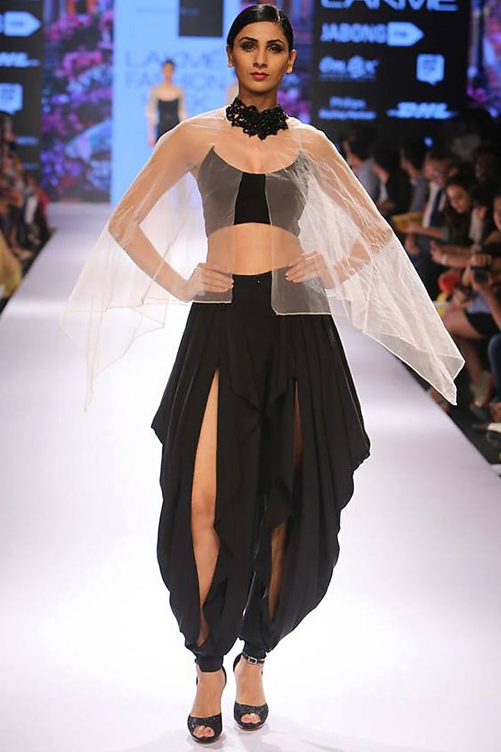 White rose embroidered batman cape with black bustier and cowl pants available only at Pernia's Pop Up Shop.
