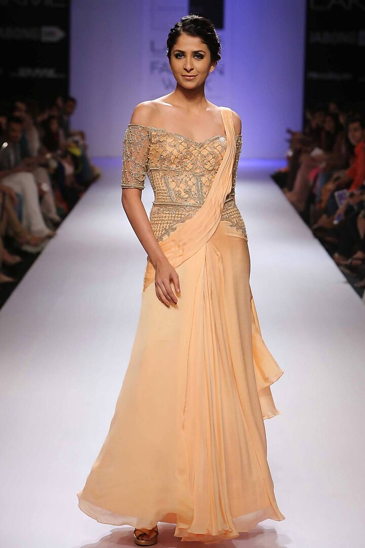 Coral off-shoulder embroidered sari gown by Sonaakshi Raaj