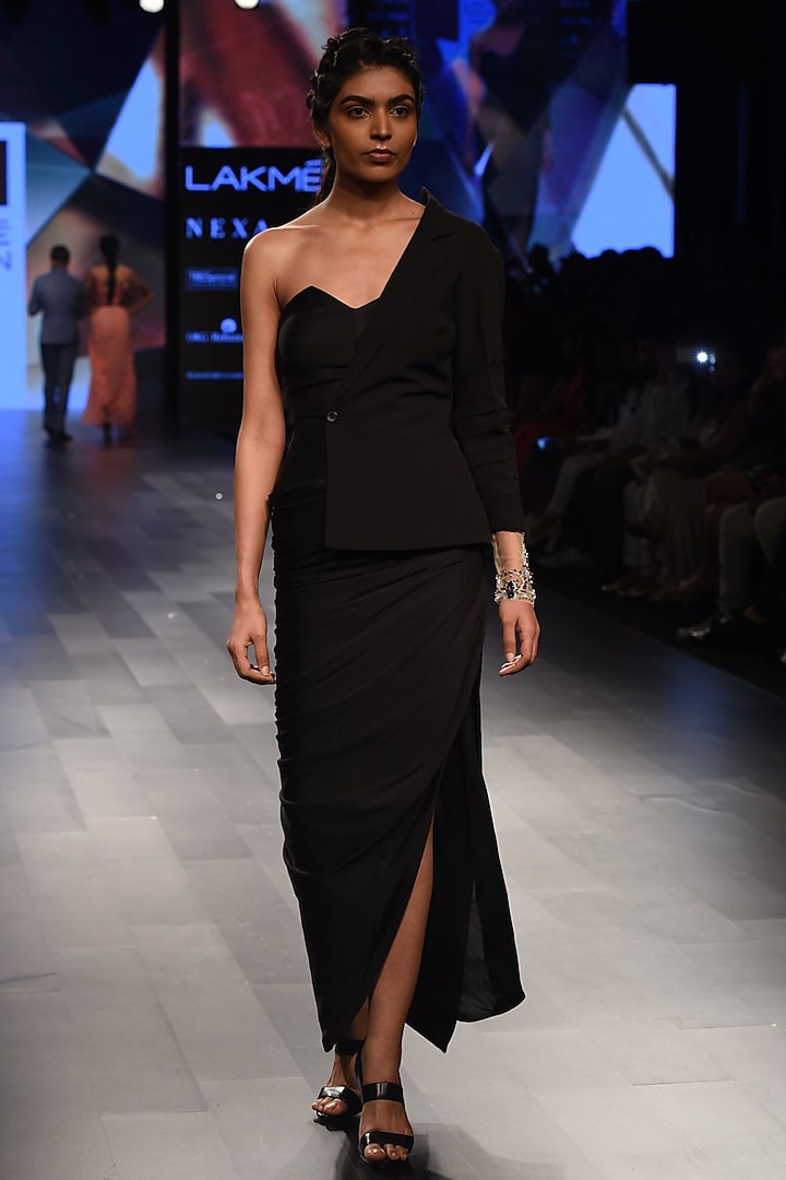 Black one shoulder blazer draped gown available only at Pernia's Pop Up ...