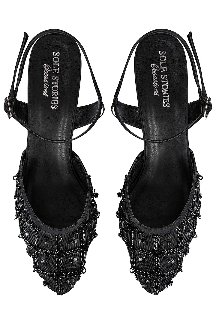 Black embroidered vintage heels available only at Pernia's Pop Up Shop.
