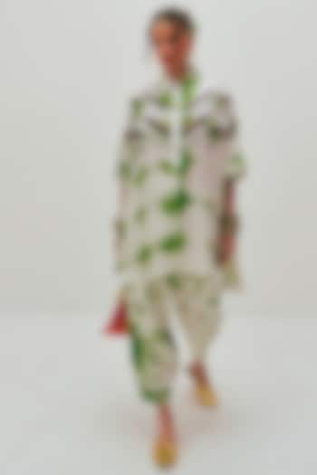 Multi-Colored Modal Satin Tie-Dye Shibori Printed Kalidar Kurta Set by The Space Lines at Pernia's Pop Up Shop