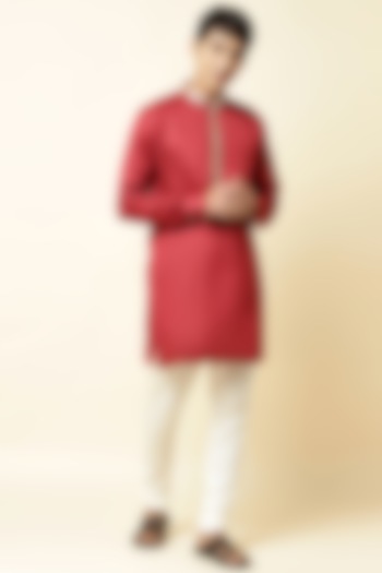 Maroon Embroidered Kurta by Spring Break