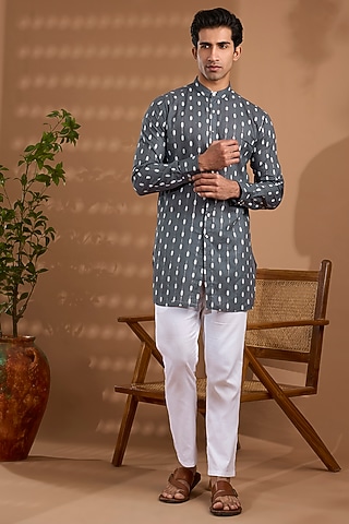 Grey Cotton Ikat Printed Kurta by Spring Break Men