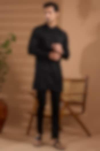 Black Cotton Satin Hand Embroidered Kurta Set by Spring Break Men at Pernia's Pop Up Shop
