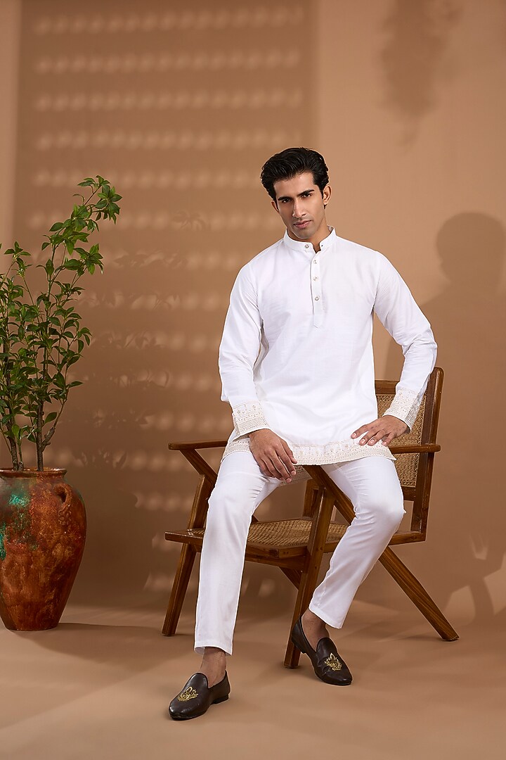 White Cotton Satin Embroidered Kurta Set by Spring Break Men at Pernia's Pop Up Shop