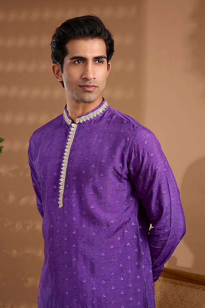 Purple Blended Silk Embroidered Kurta Set by Spring Break Men at Pernia's Pop Up Shop
