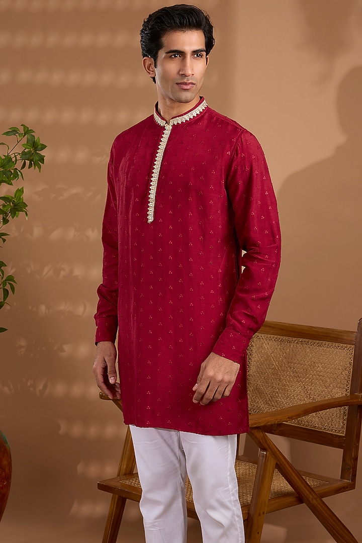 Maroon Blended Silk Embroidered Kurta Set by Spring Break Men at Pernia's Pop Up Shop