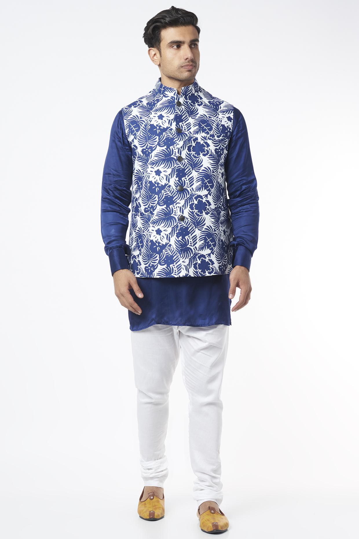 Blue Cotton Silk Printed Bundi Jacket Set by Spring Break Men at Pernia's Pop Up Shop