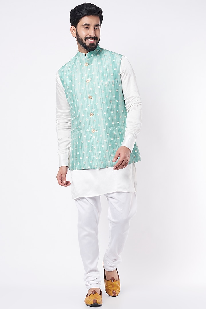 White Kurta Set With Bundi Jacket by Spring Break Men at Pernia's Pop Up Shop