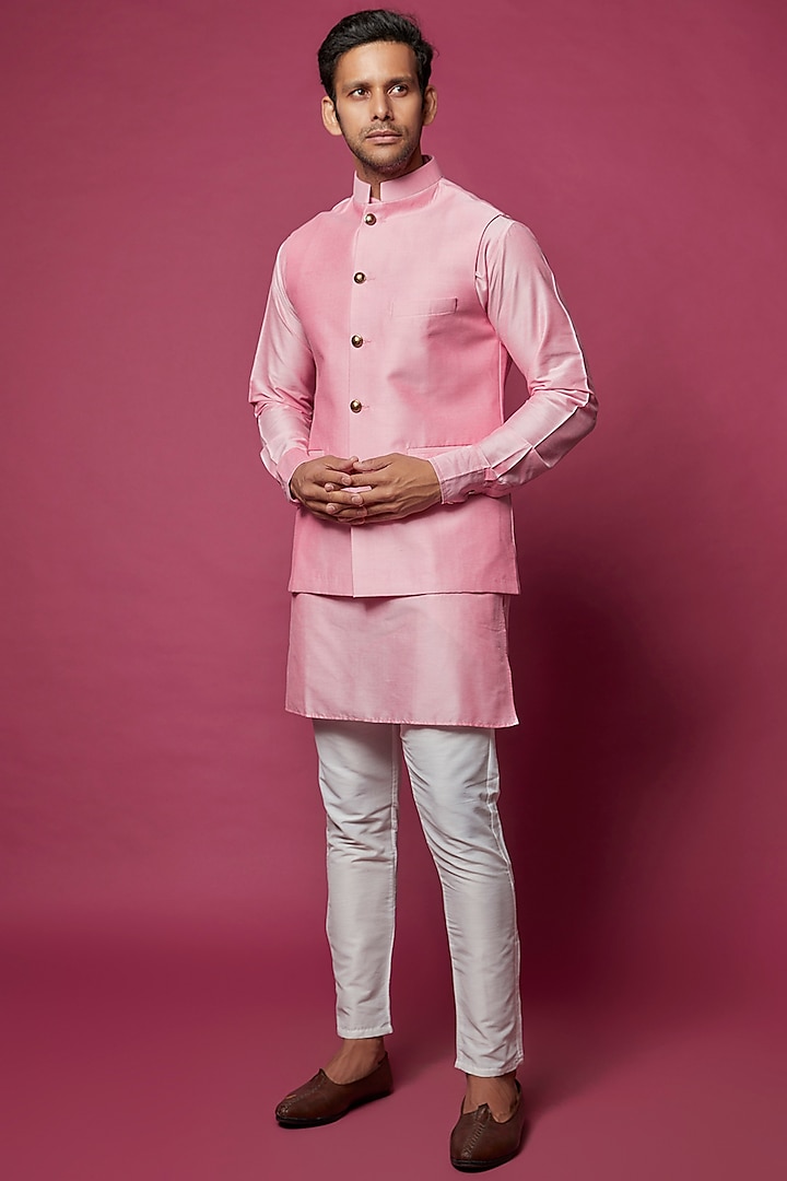 Pink Cotton Silk Bundi Jacket With Kurta Set by SPRING BREAK