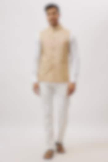 Cream Cotton Ikat Printed Bundi Jacket by Spring Break Men