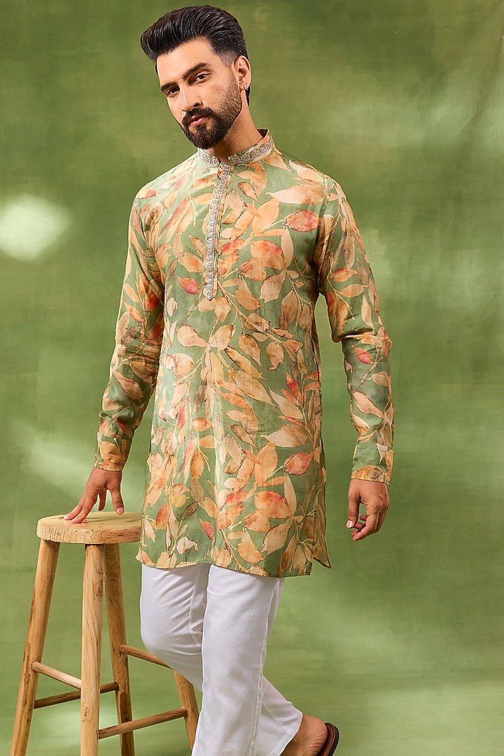 Green Blended Silk Printed & Embroidered Kurta Set by Spring Break Men at Pernia's Pop Up Shop