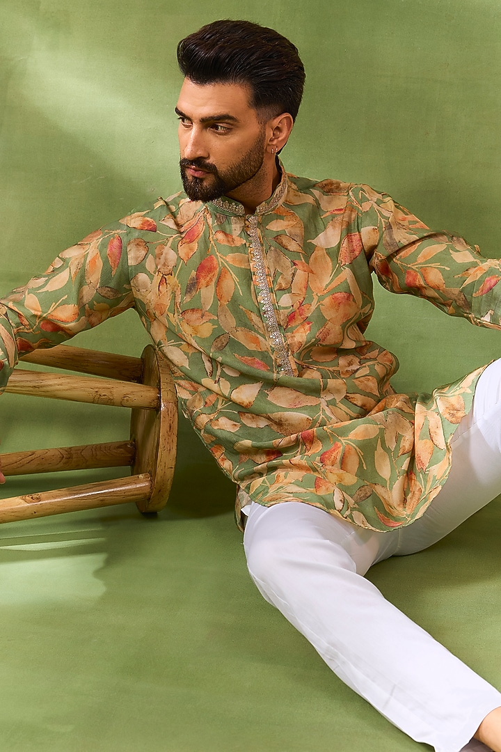 Green Blended Silk Printed & Embroidered Kurta Set by Spring Break Men at Pernia's Pop Up Shop