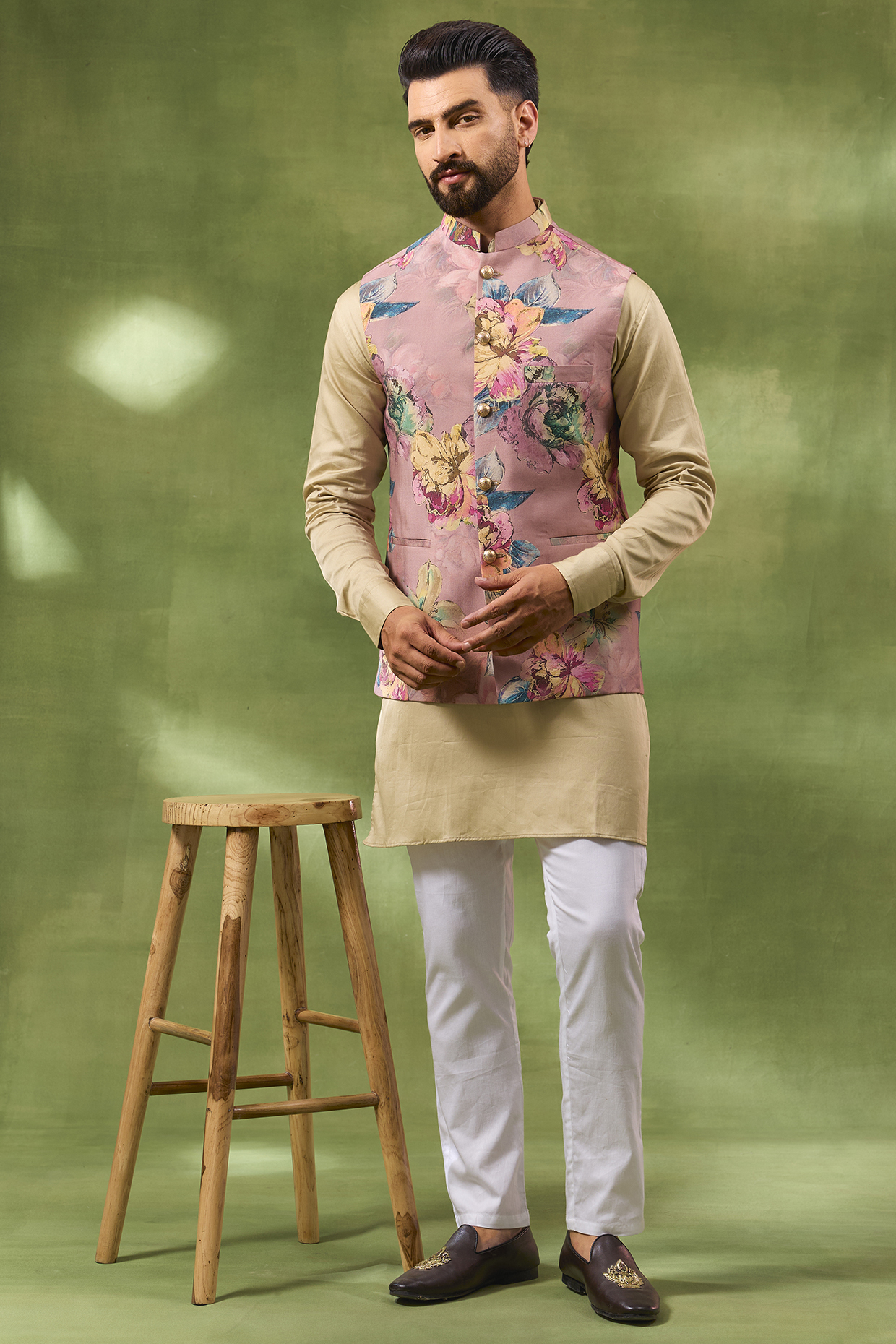Pink Blended Silk Botanical Printed Bundi jacket Set by Spring Break Men at Pernia's Pop Up Shop