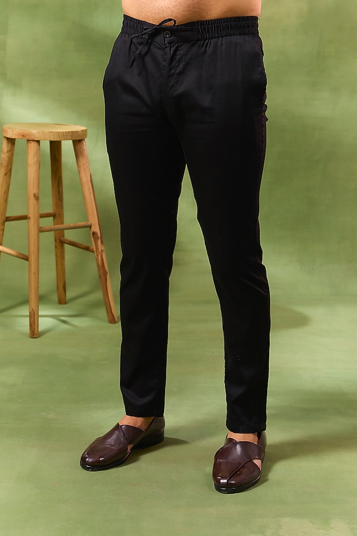 Black Blended Silk Embroidered Wedding Sherwani Set by Spring Break Men at Pernia's Pop Up Shop