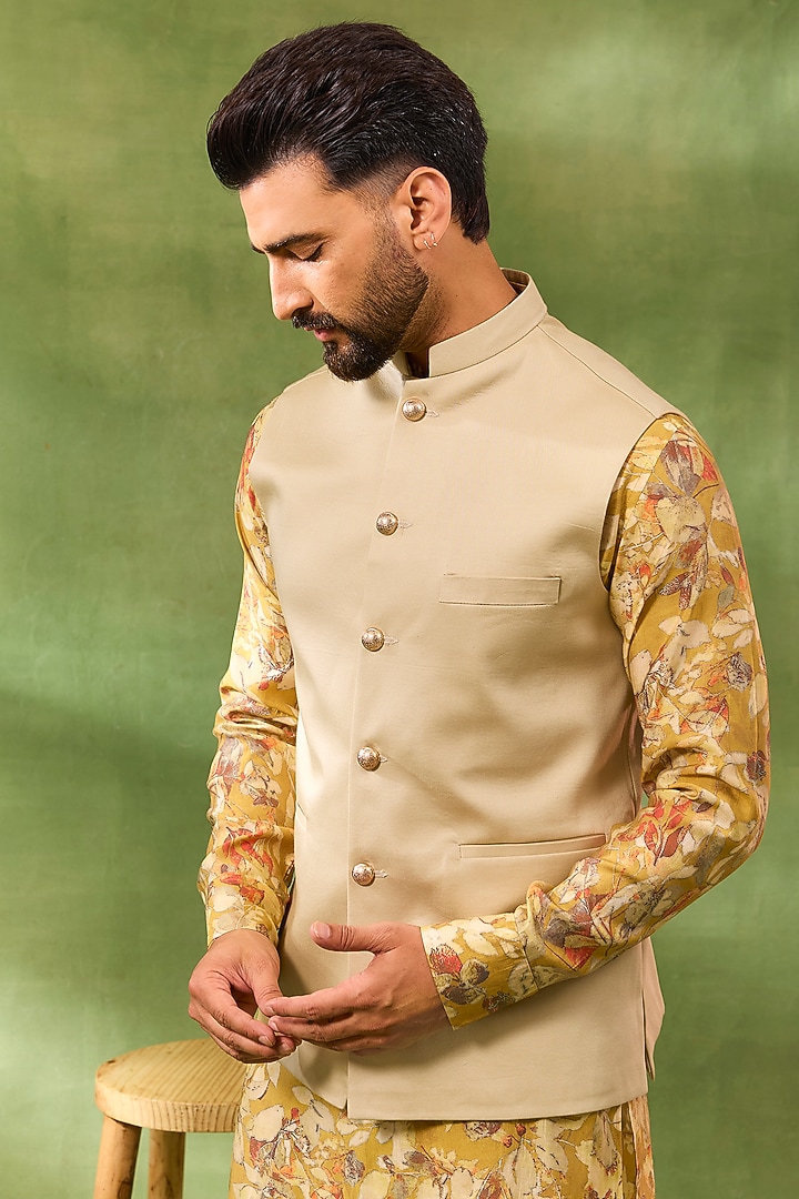 Beige Cotton Satin Bundi Jacket Set by Spring Break Men at Pernia's Pop Up Shop