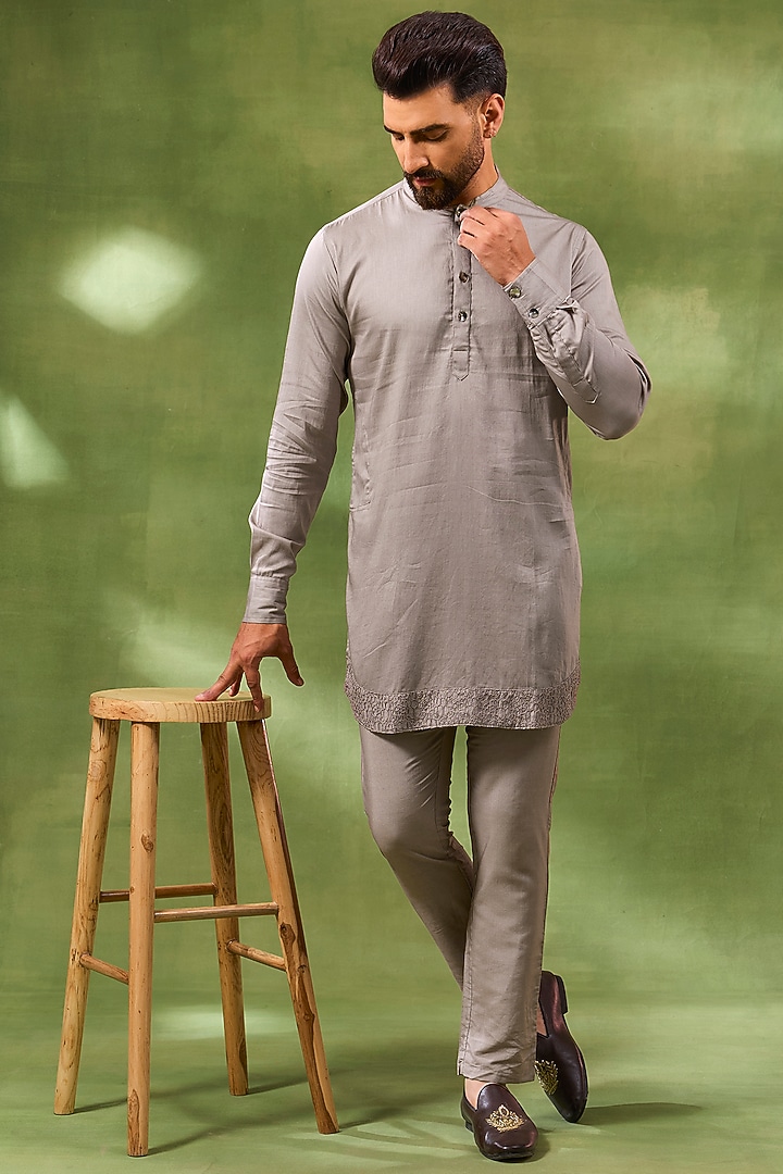 Dull Pink Blended Silk Embroidered Open Wedding Indowestern Set by Spring Break Men at Pernia's Pop Up Shop