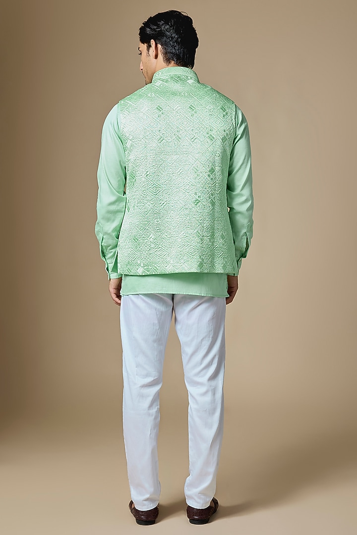 Mint Green Dupion Silk Machine Embroidered Bundi Jacket Set by Spring Break Men at Pernia's Pop Up Shop