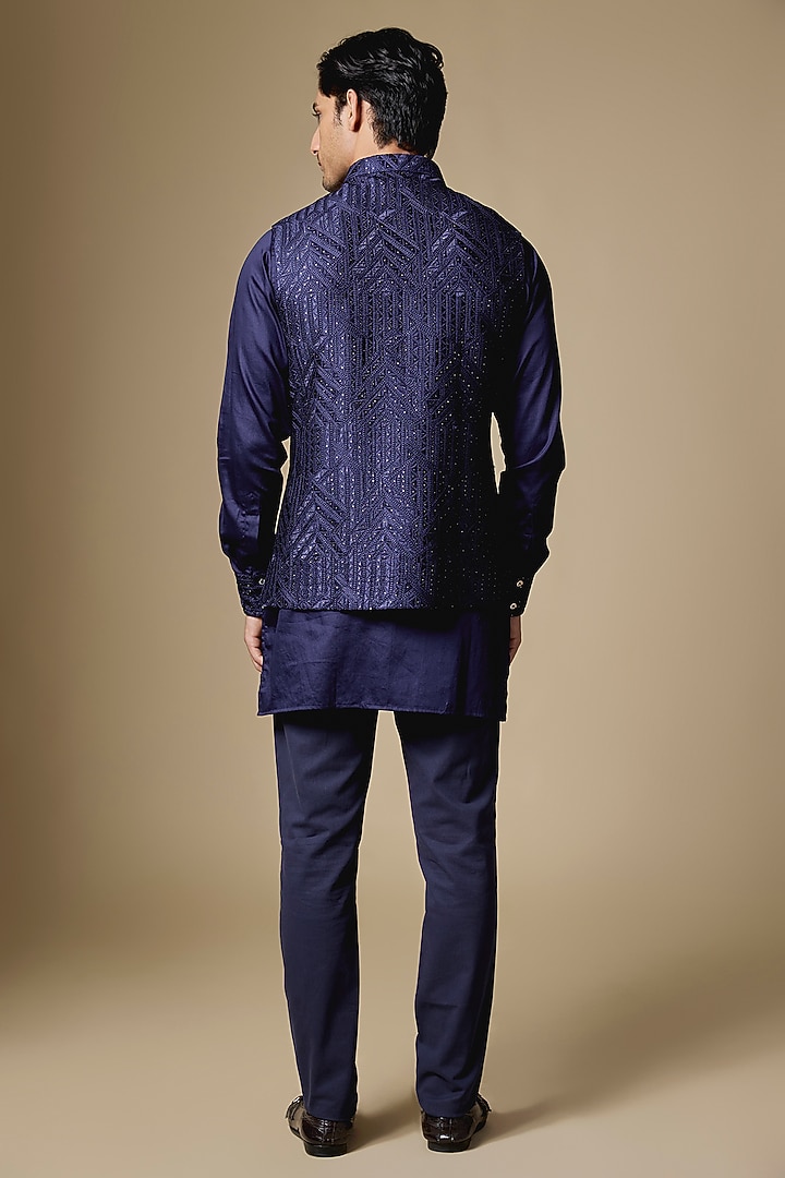 Navy Blue Dupion Silk Machine Embroidered Bundi Jacket Set by Spring Break Men at Pernia's Pop Up Shop