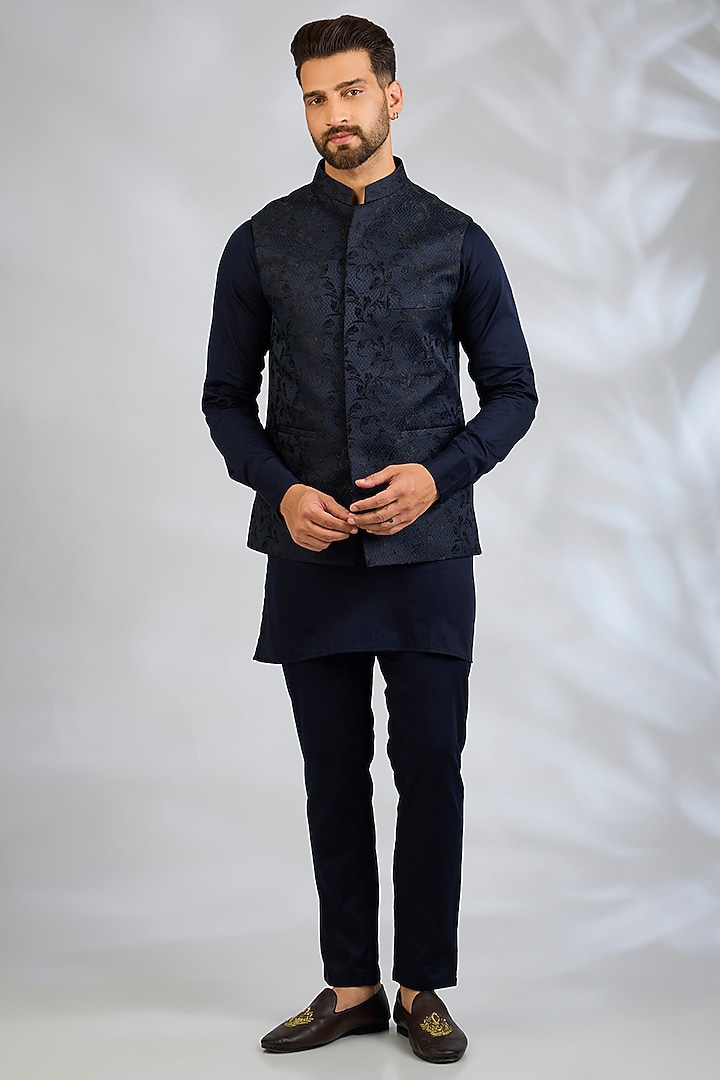 Navy Blue Blended Silk Embroidered Bundi Jacket Set by Spring Break Men at Pernia's Pop Up Shop