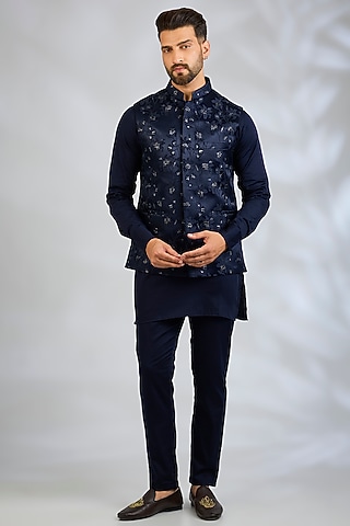 Navy Blue Blended Silk Floral Embroidered Bundi Jacket Set by Spring Break Men