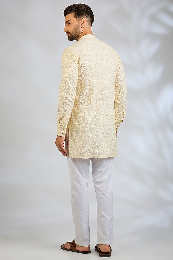 Ivory Blended Silk Machine Embroidered Kurta Set by Spring Break Men at Pernia's Pop Up Shop