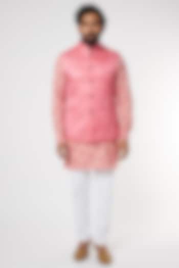 Pink Floral Printed Kurta Set With Bundi Jacket by Spring Break Men