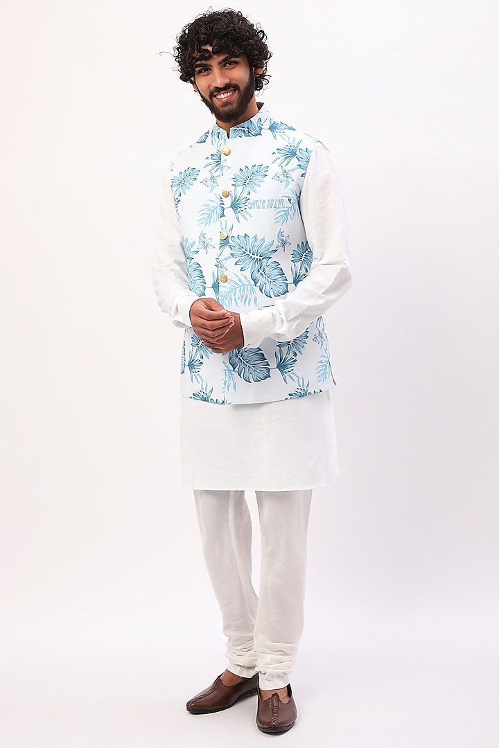 White Printed Bundi Jacket With Kurta Set by Spring Break Men