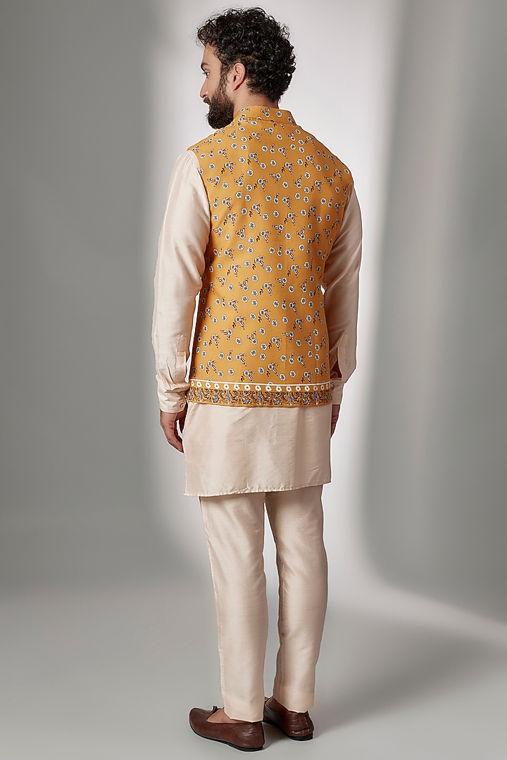 Yellow Rayon Printed Bundi Jacket Set by Spring Break Men at Pernia's Pop Up Shop