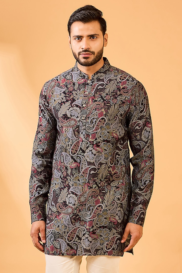 Black Blended Silk Paisley Printed Kurta Set by Spring Break Men at Pernia's Pop Up Shop