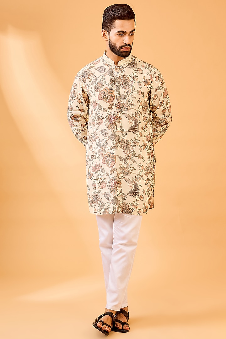 Cream Muslin Silk Floral Printed Kurta Set by Spring Break Men