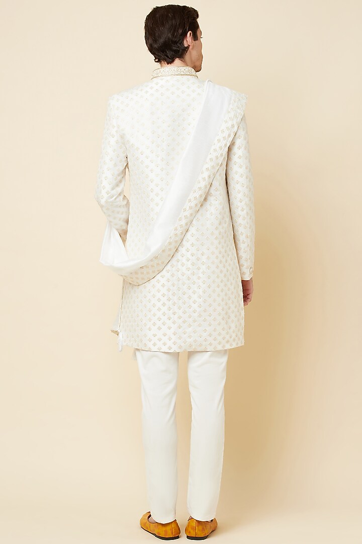 White & Gold Embroidered Wedding Sherwani Set by Spring Break Men at Pernia's Pop Up Shop