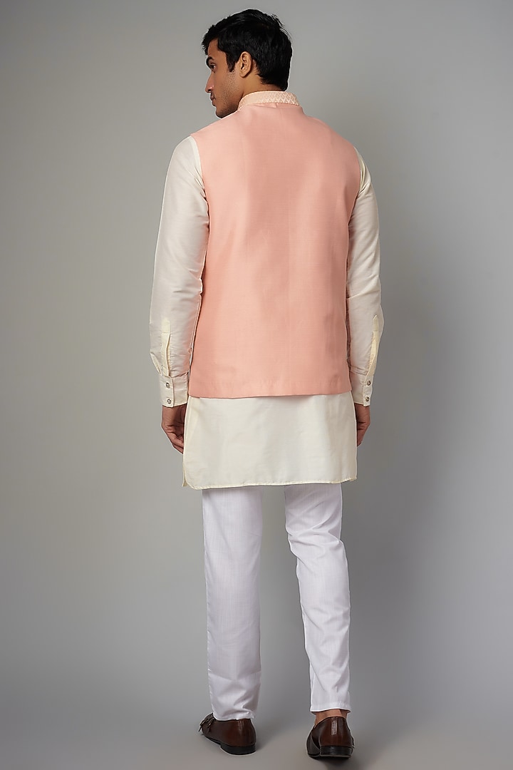 Peach Cotton Silk Jacquard Bundi Jacket Set by Spring Break Men at Pernia's Pop Up Shop