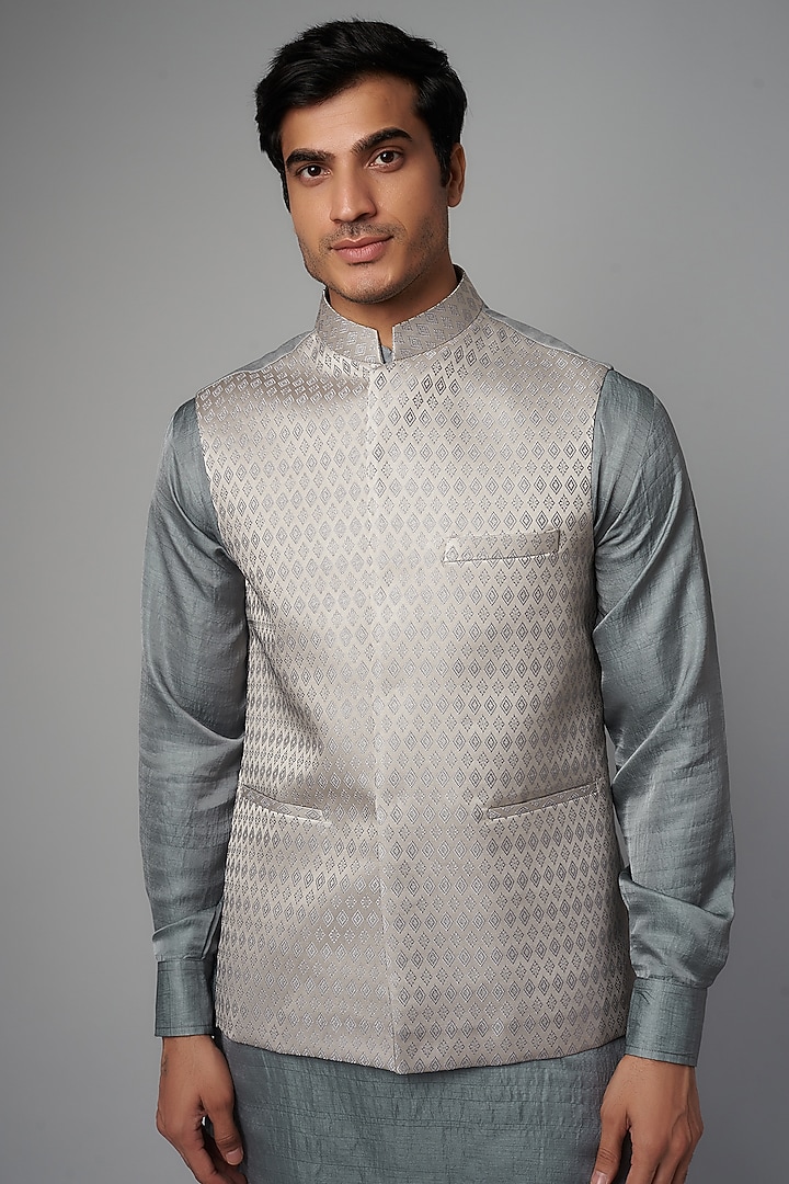 Grey Cotton Silk Jacquard Bundi Jacket Set by Spring Break Men at Pernia's Pop Up Shop