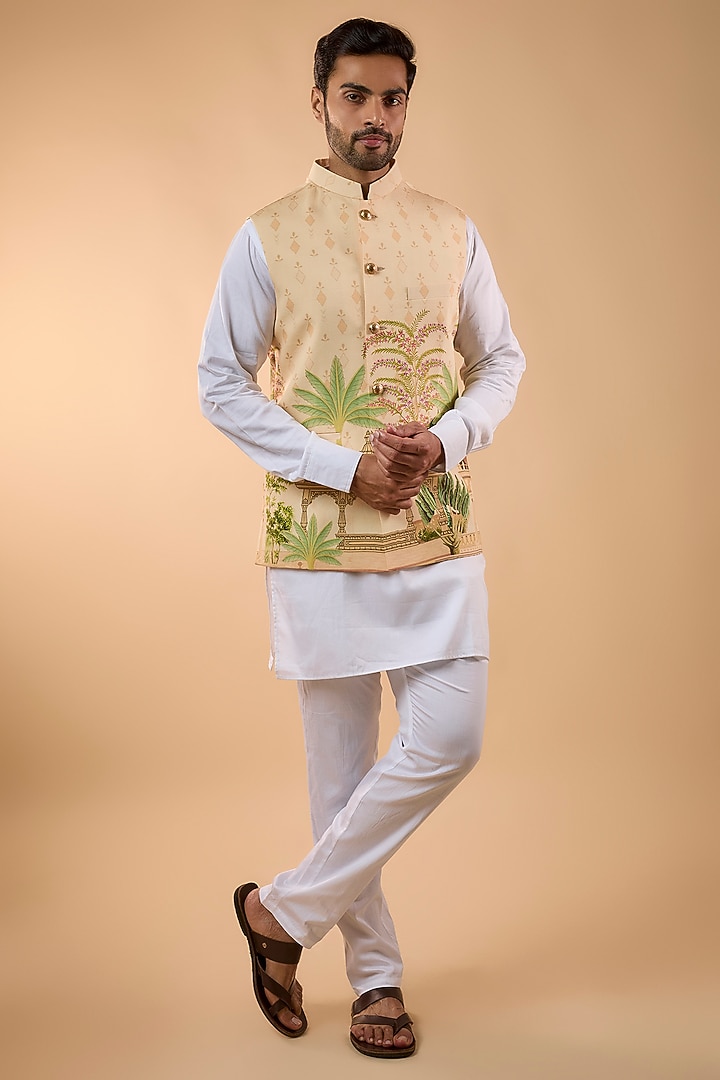 Cream Blended Silk Printed Bundi Jacket Set by Spring Break Men at Pernia's Pop Up Shop