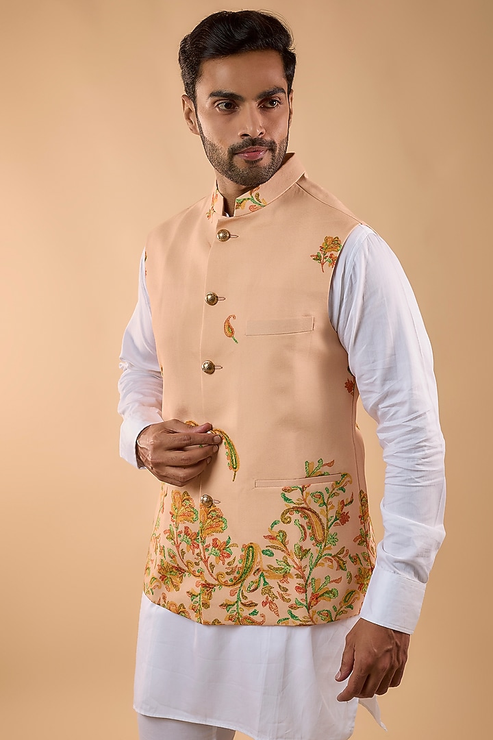 Peach Blended Silk Printed Bundi Jacket Set by Spring Break Men at Pernia's Pop Up Shop