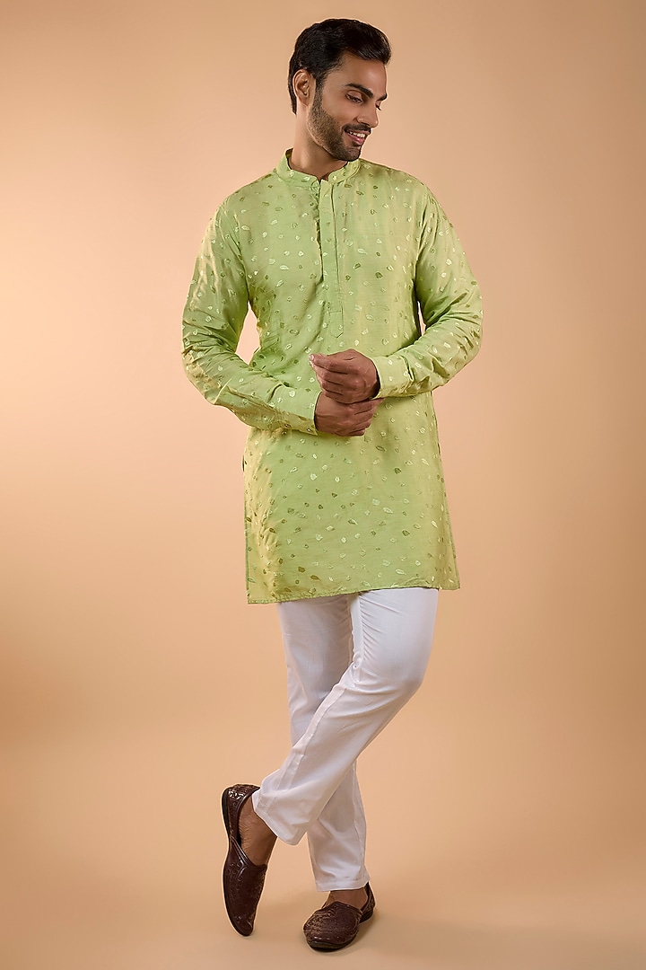 Mint Green Blended Silk Machine Embroidered Kurta Set by Spring Break Men at Pernia's Pop Up Shop