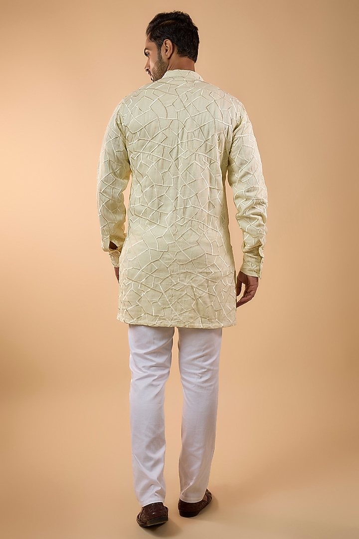 Ivory Blended Silk Embroidered Kurta Set by Spring Break Men at Pernia's Pop Up Shop