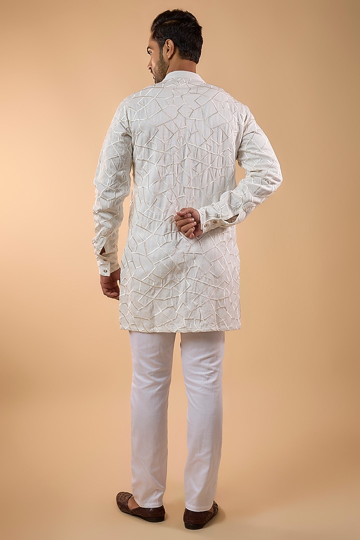 White Blended Silk Embroidered Kurta Set by Spring Break Men at Pernia's Pop Up Shop