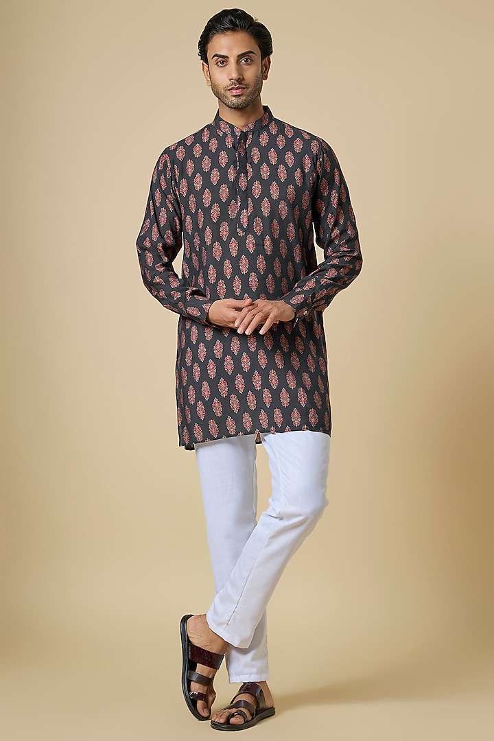 Black Blended Silk Motif Printed Kurta Set by Spring Break Men at Pernia's Pop Up Shop