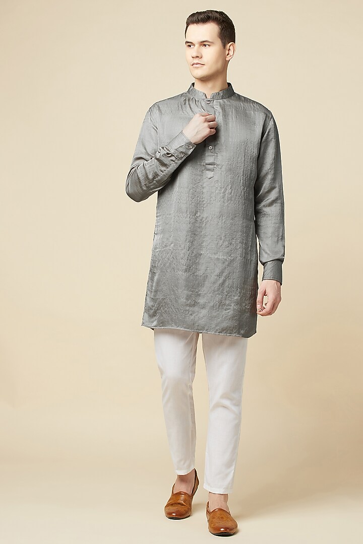 Grey Polyester Cotton Embroidered Bundi Jacket With Kurta Set For Boys by Spring Break- Kids at Pernia's Pop Up Shop