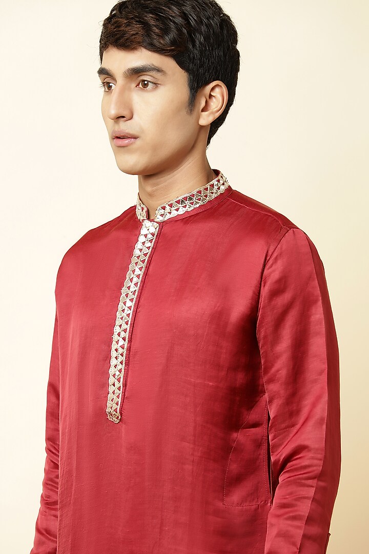 Maroon Linen Satin Embroidered Kurta For Boys by Spring Break- Kids at Pernia's Pop Up Shop