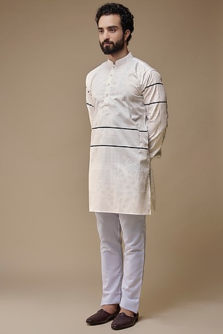 White Cotton Printed Kurta Set For Boys by Spring Break- Kids