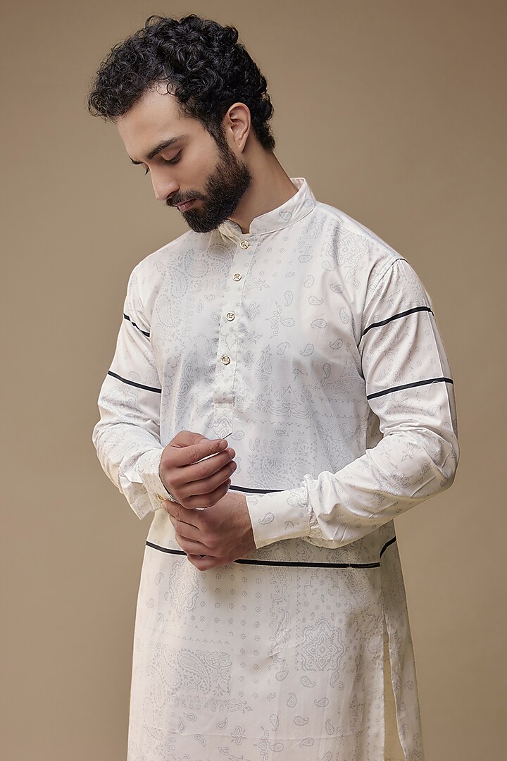 White Cotton Printed Kurta Set For Boys by Spring Break- Kids at Pernia's Pop Up Shop