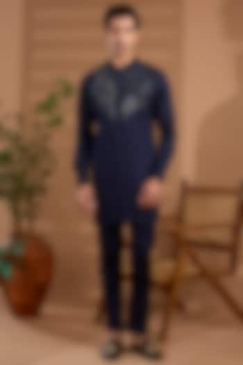 Navy Blue Cotton Satin Hand Embroidered Kurta Set For Boys by Spring Break- Kids at Pernia's Pop Up Shop