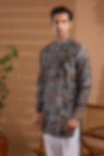 Black Blended Silk Paisley Printed Kurta For Boys by Spring Break- Kids at Pernia's Pop Up Shop