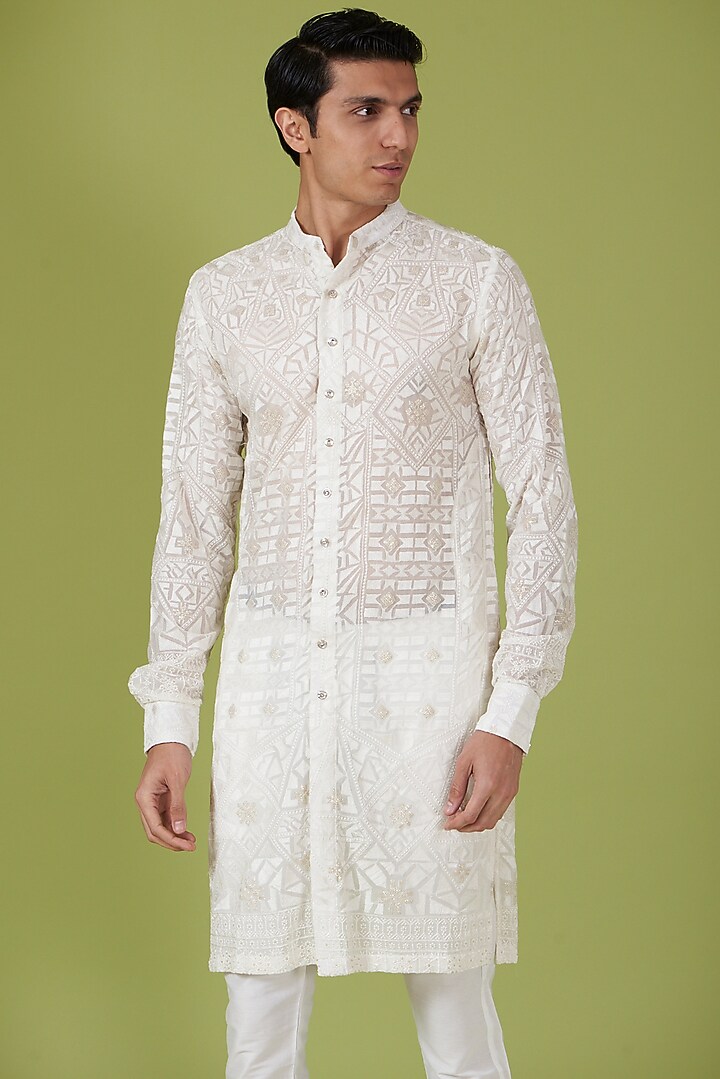White Lucknowi Embroidered Kurta Set For Boys by Spring Break- Kids at Pernia's Pop Up Shop