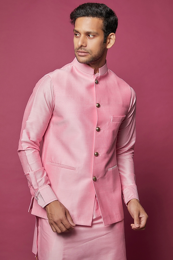 Pink Cotton Silk Bundi Jacket Set For Boys by Spring Break- Kids at Pernia's Pop Up Shop